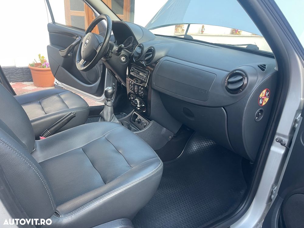 Dacia Duster dCi 110 FAP 4x2 Prestige - 11