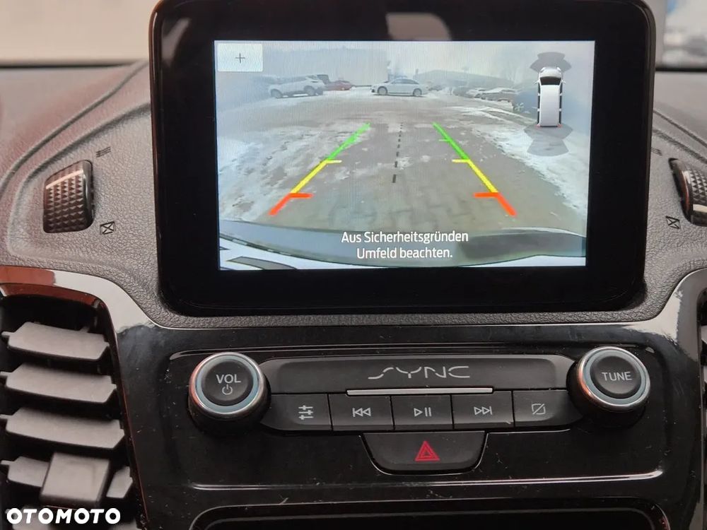 Ford Tourneo Connect Grand - 29