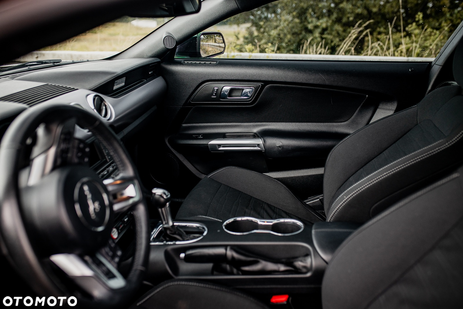 Ford Mustang 2.3 EcoBoost - 36