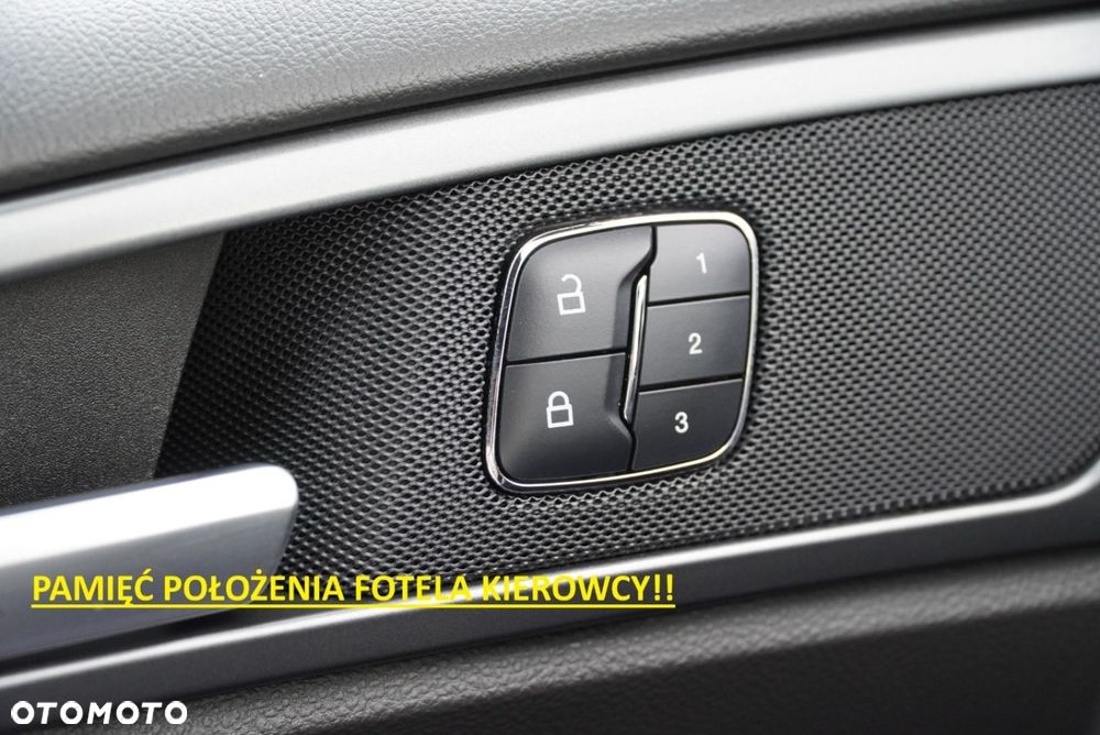 Ford Mondeo 1.5 EcoBoost ST-Line - 24