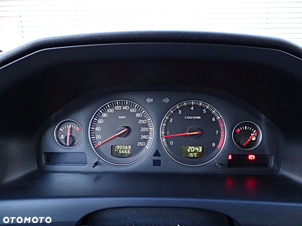 Volvo S60 2.4 Momentum - 23