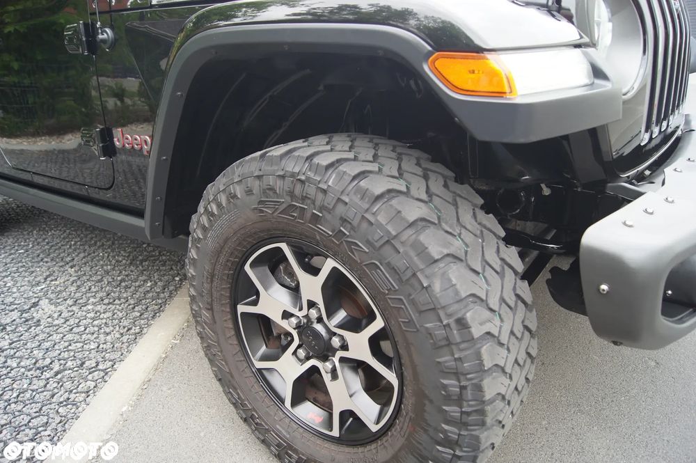 Jeep Wrangler - 22