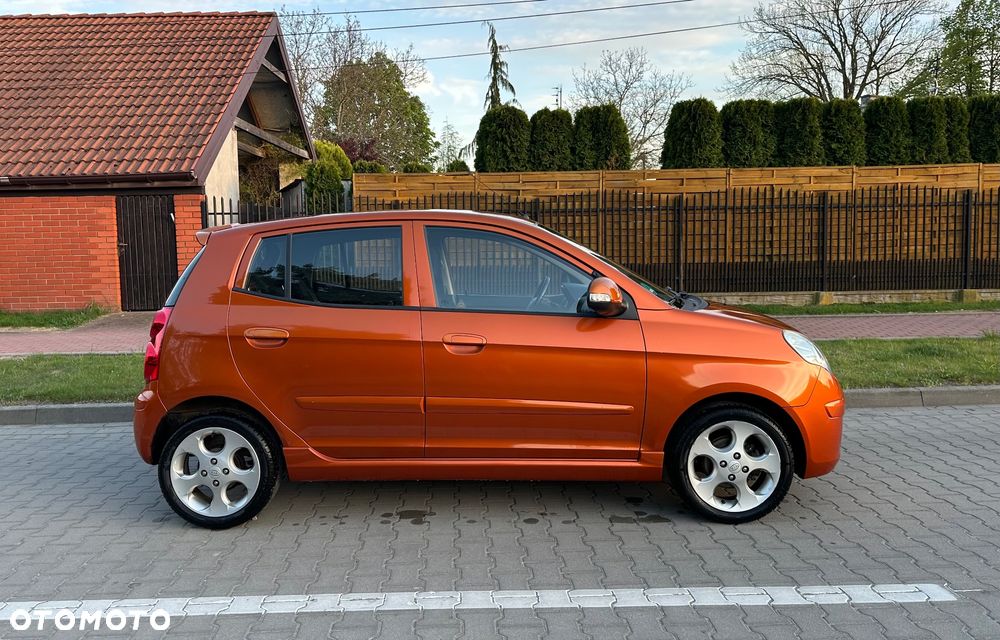 Kia Picanto - 2