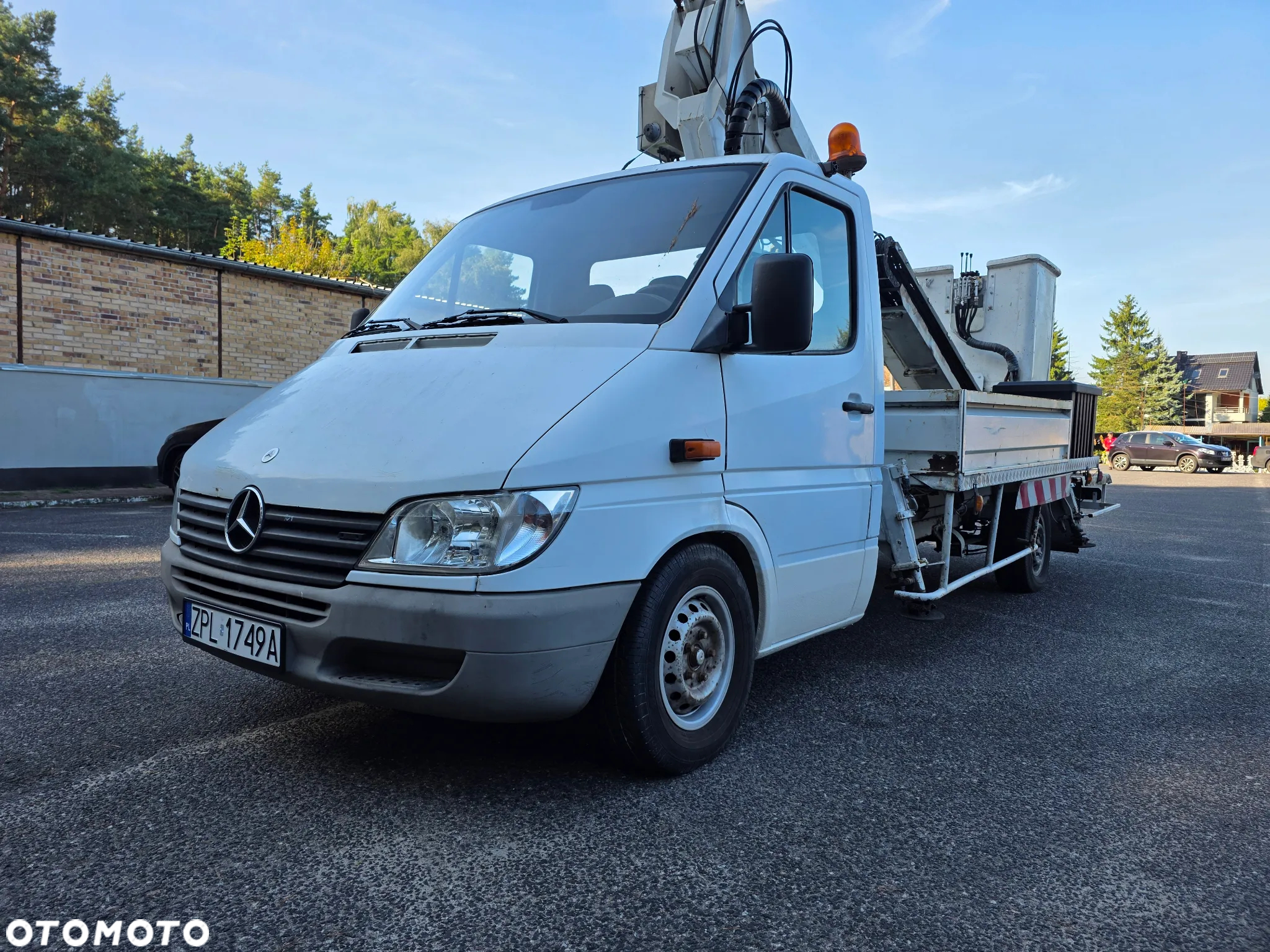 Mercedes-Benz Sprinter - 4