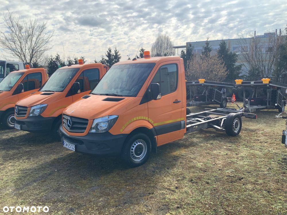 Mercedes-Benz SPRINTER 319 - 14