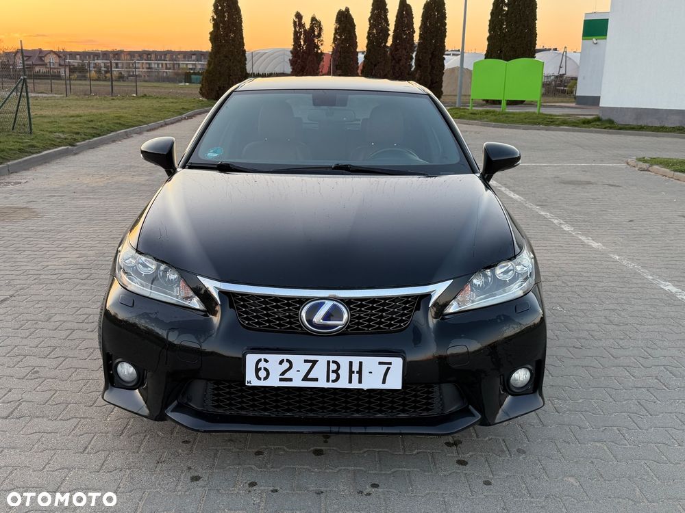 Lexus CT 200h F Sport - 2