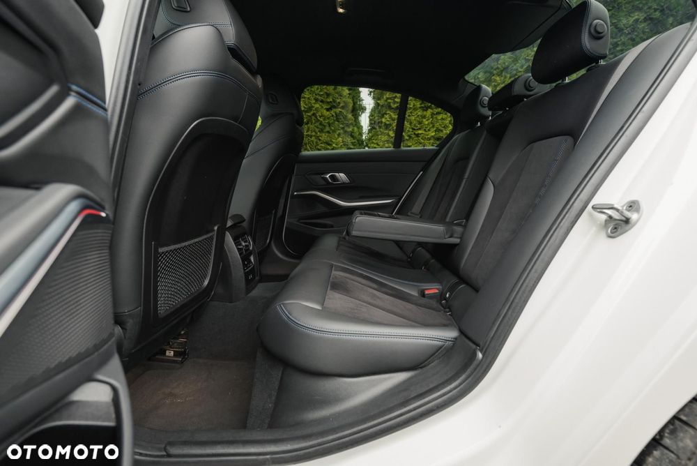 BMW Seria 3 320d xDrive M Sport sport - 15