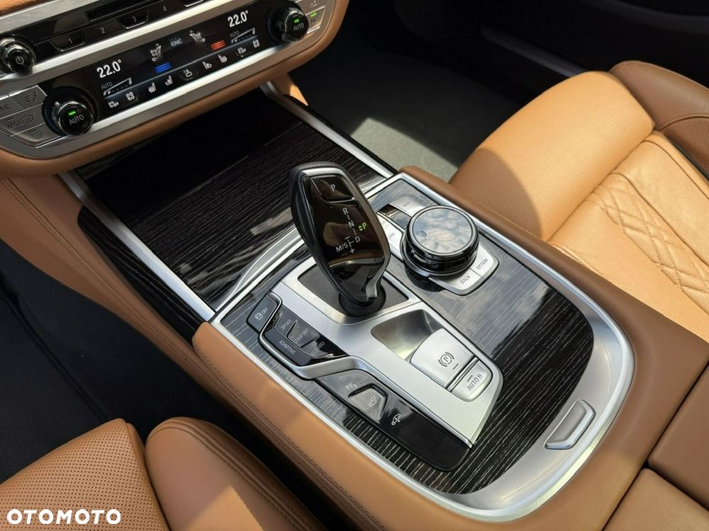 BMW Seria 7 - 14