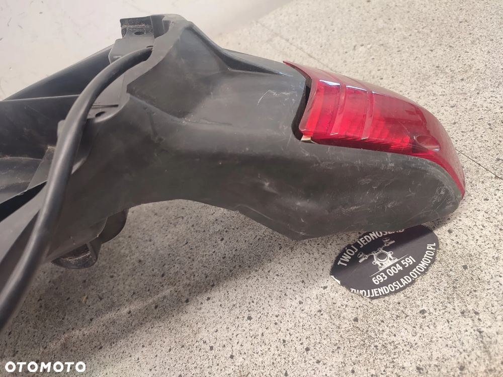 Błotnik tył, tylny, lampa tył, nadkole, zadupek, ogon Yamaha XT660 XT 660 - 7
