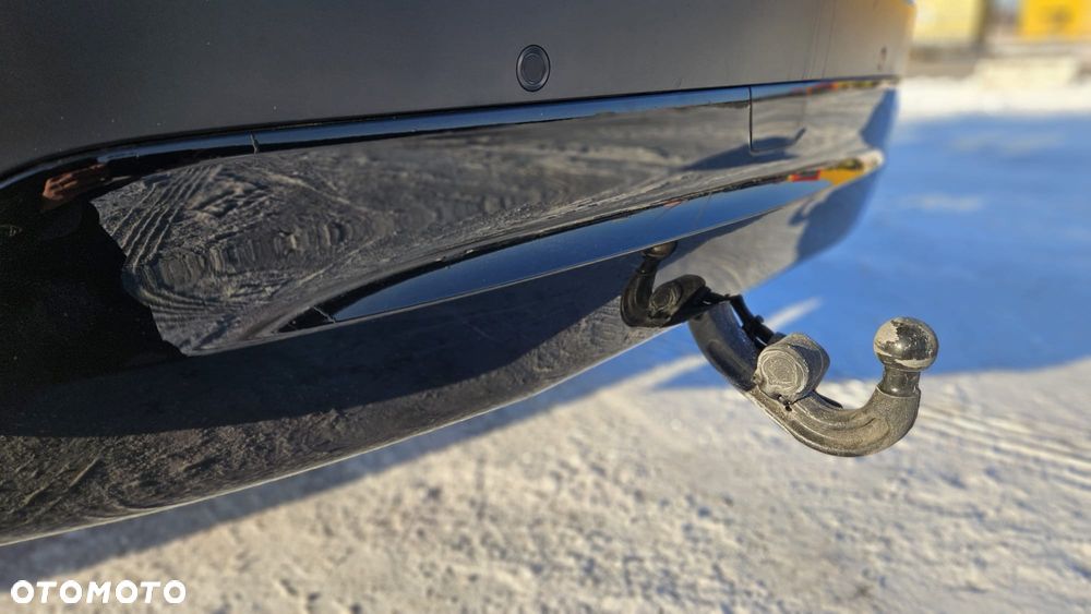 Land Rover Discovery - 18