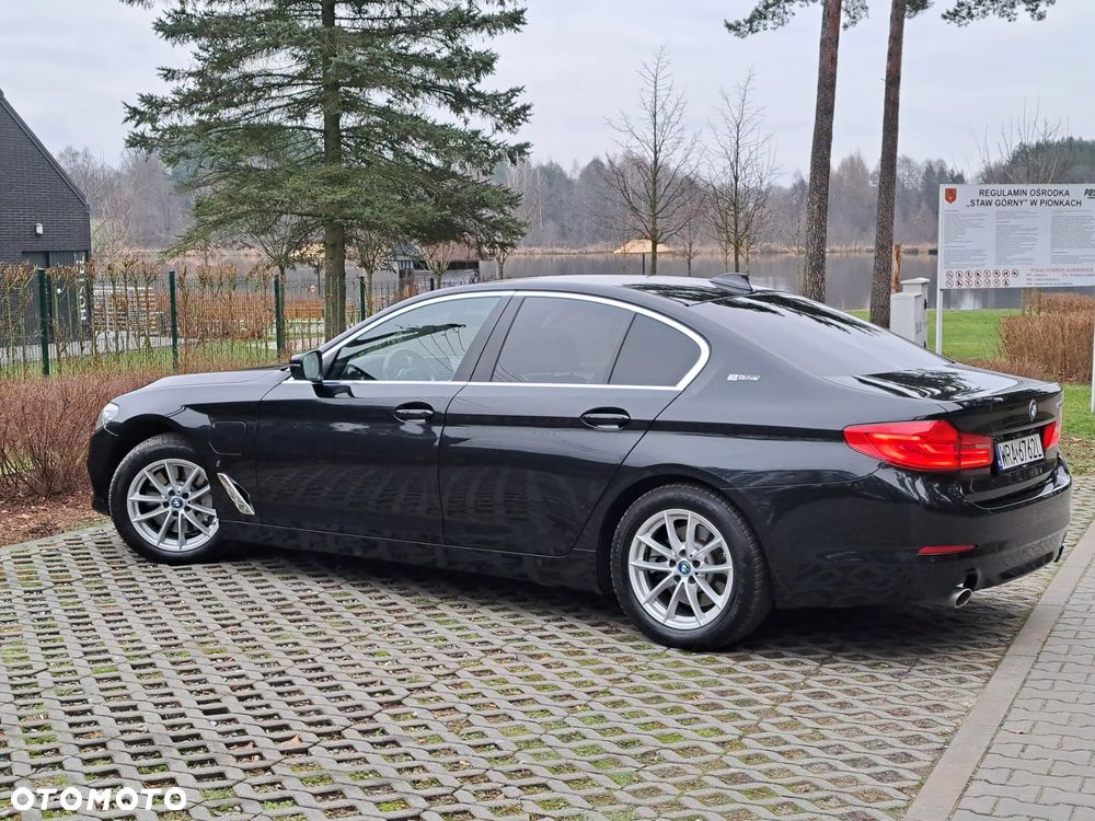 BMW Seria 5 530e iPerformance - 29