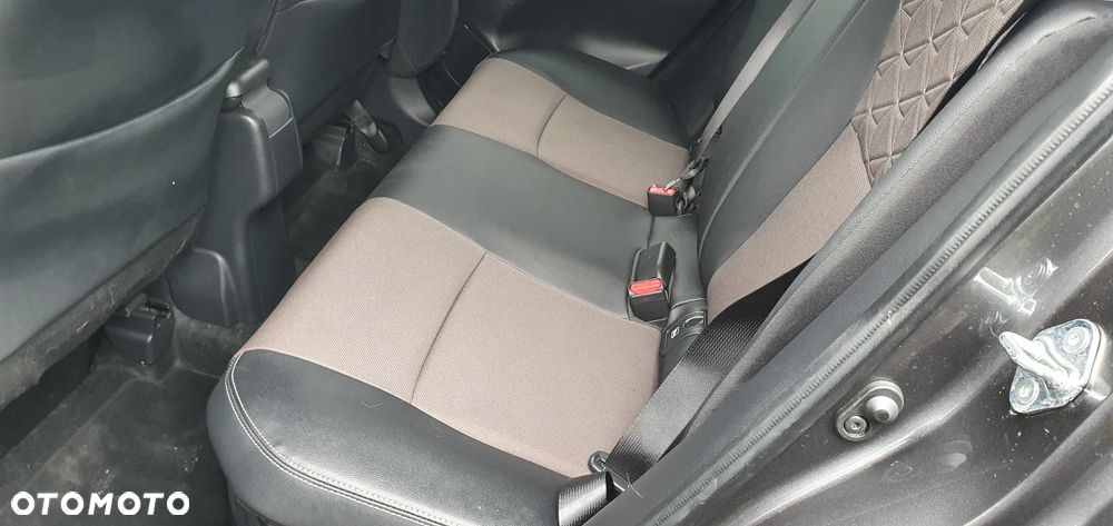 Toyota Yaris Cross - 16