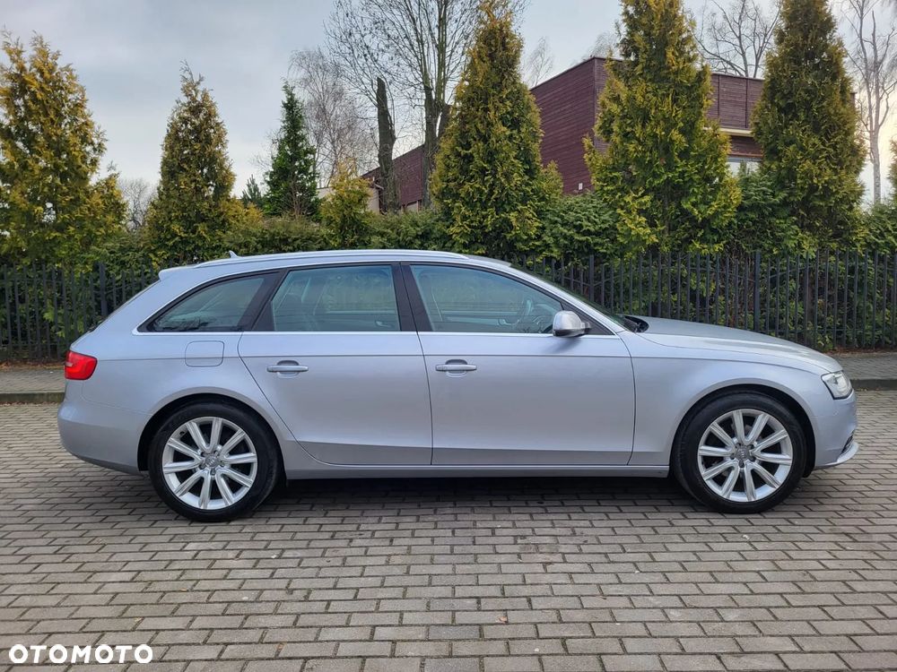 Audi A4 Avant - 10