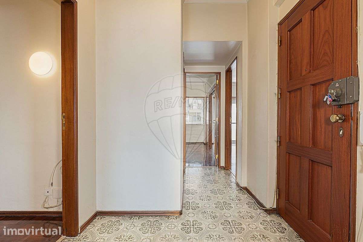 Apartamento T4 para arrendamento - Grande imagem: 2/29