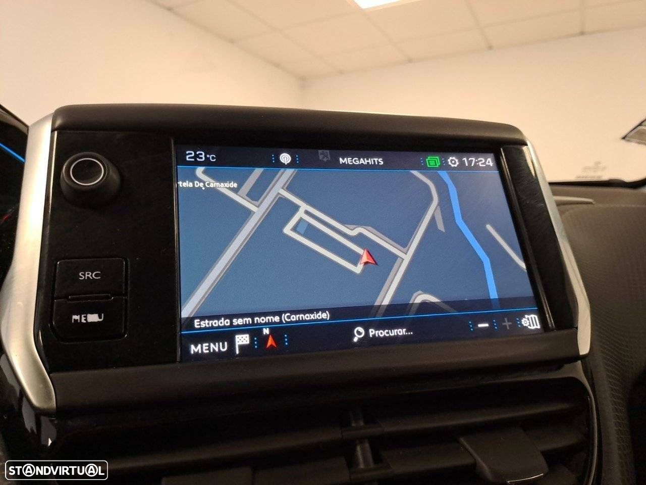 Peugeot 2008 1.2 PureTech Allure - 19
