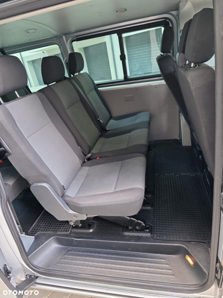Volkswagen Transporter T6 TDI L2H2 - 4
