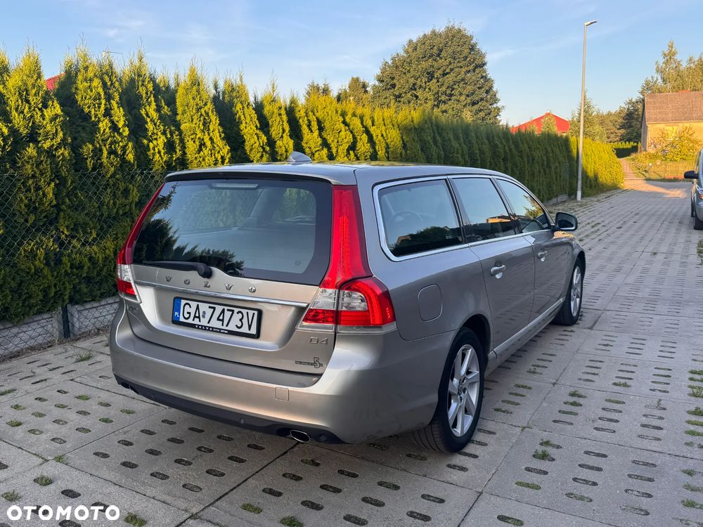 Volvo V70 D4 Drive-E Momentum - 4