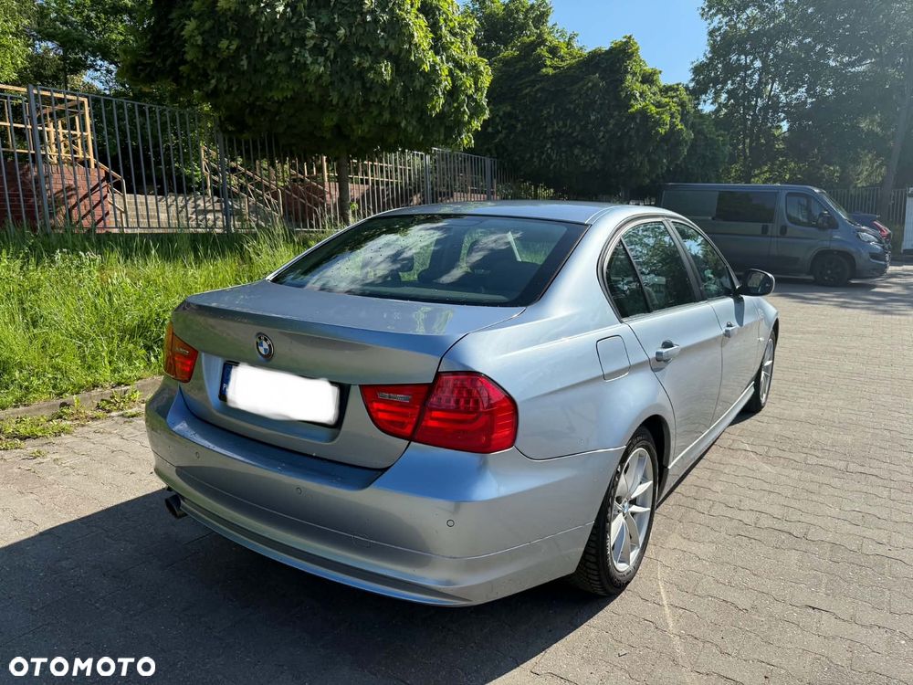 BMW Seria 3 316d - 4