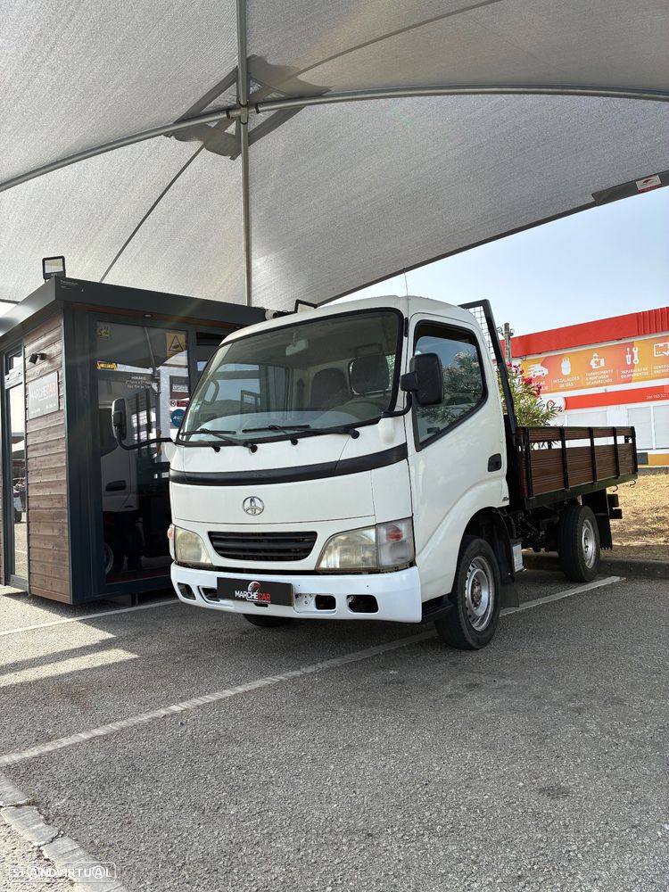 Toyota Dyna 150 3.0 D-4D - 1