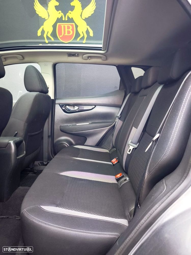 Nissan Qashqai - 12