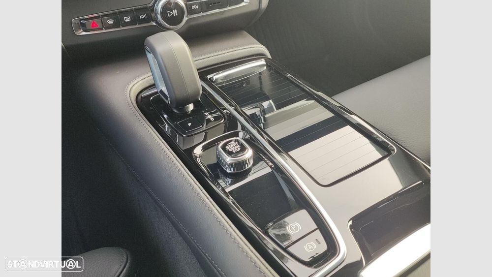 Volvo S90 2.0 T8 PHEV Plus Dark AWD - 21