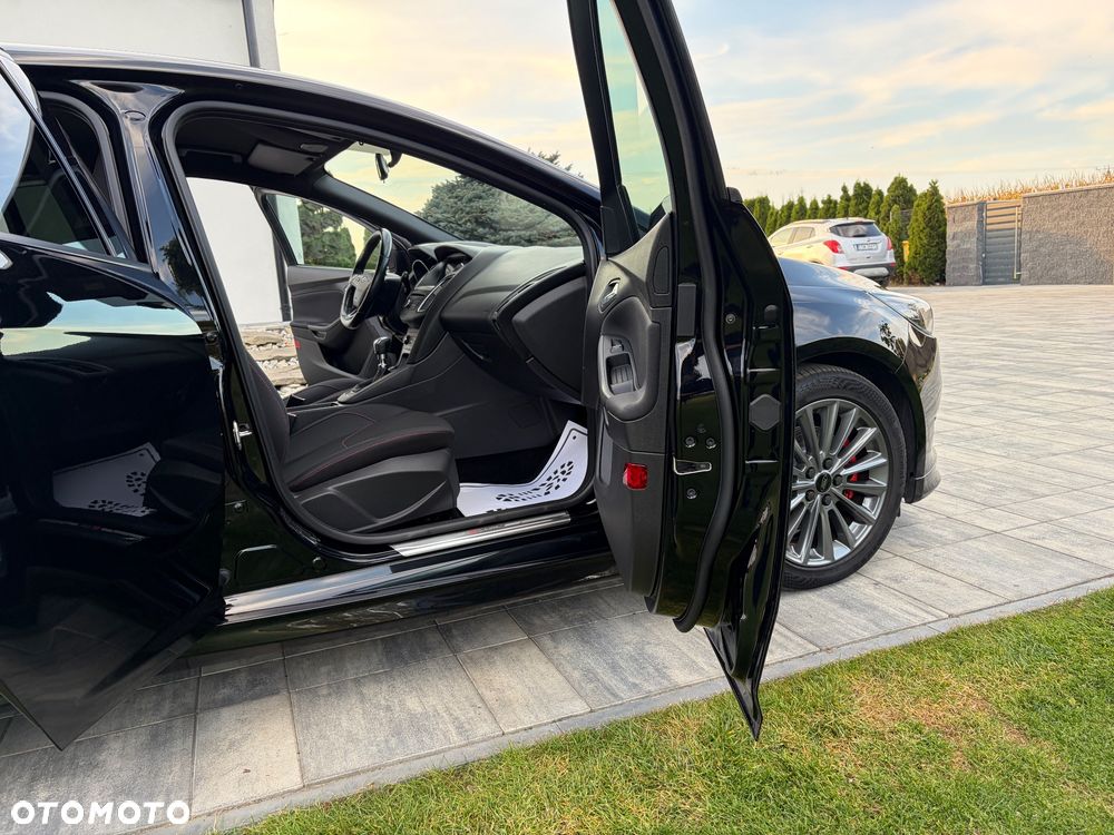 Ford Focus 1.5 EcoBoost ST-Line Black ASS - 35