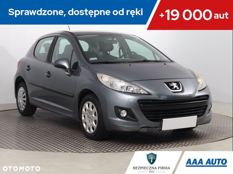 Peugeot 207 - 1
