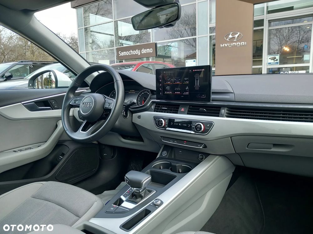 Audi A4 Avant 35 TFSI S tronic - 11