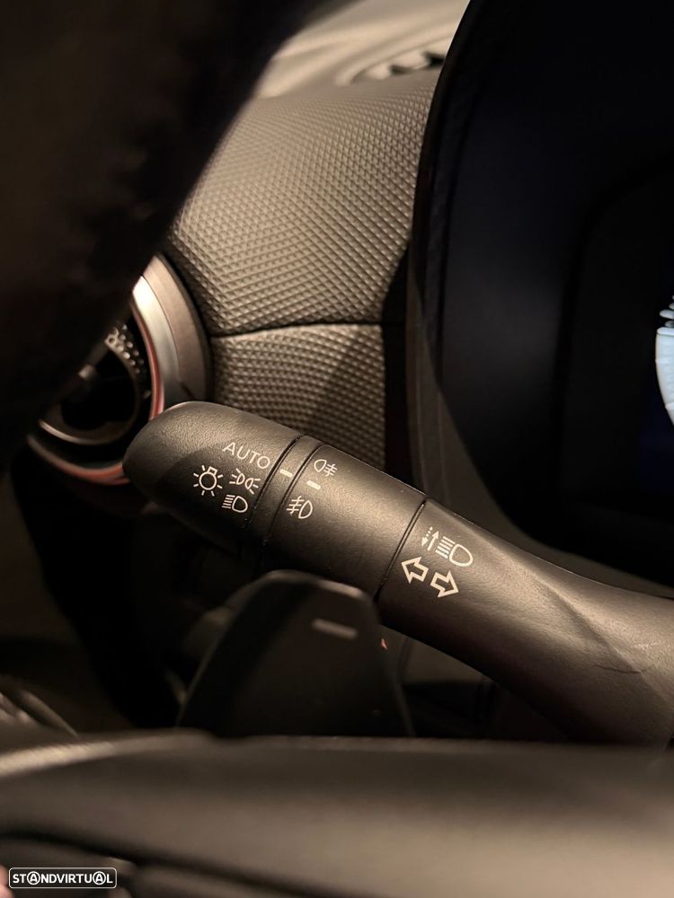 Nissan Juke 1.0 DIG-T Acenta DCT - 42