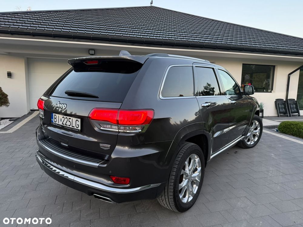 Jeep Grand Cherokee ver-3-0-crd-overland-summit-platinum - 13