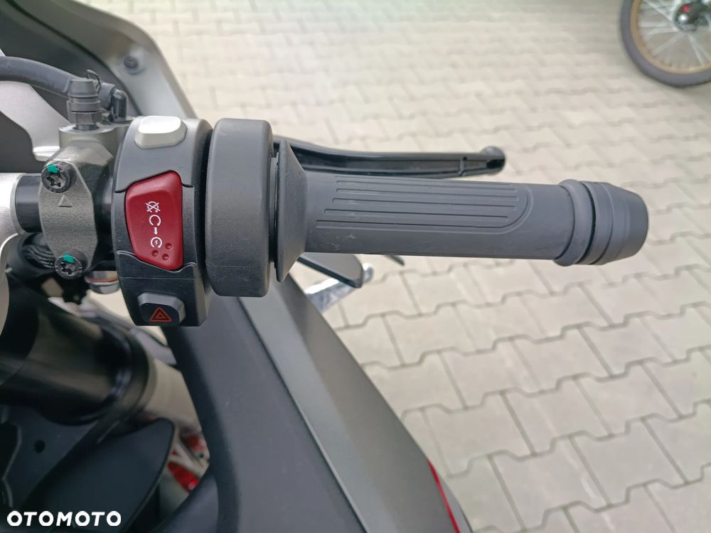 QJMOTOR SRK 921RR - 8