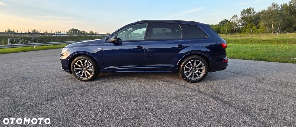 Audi Q7 - 10