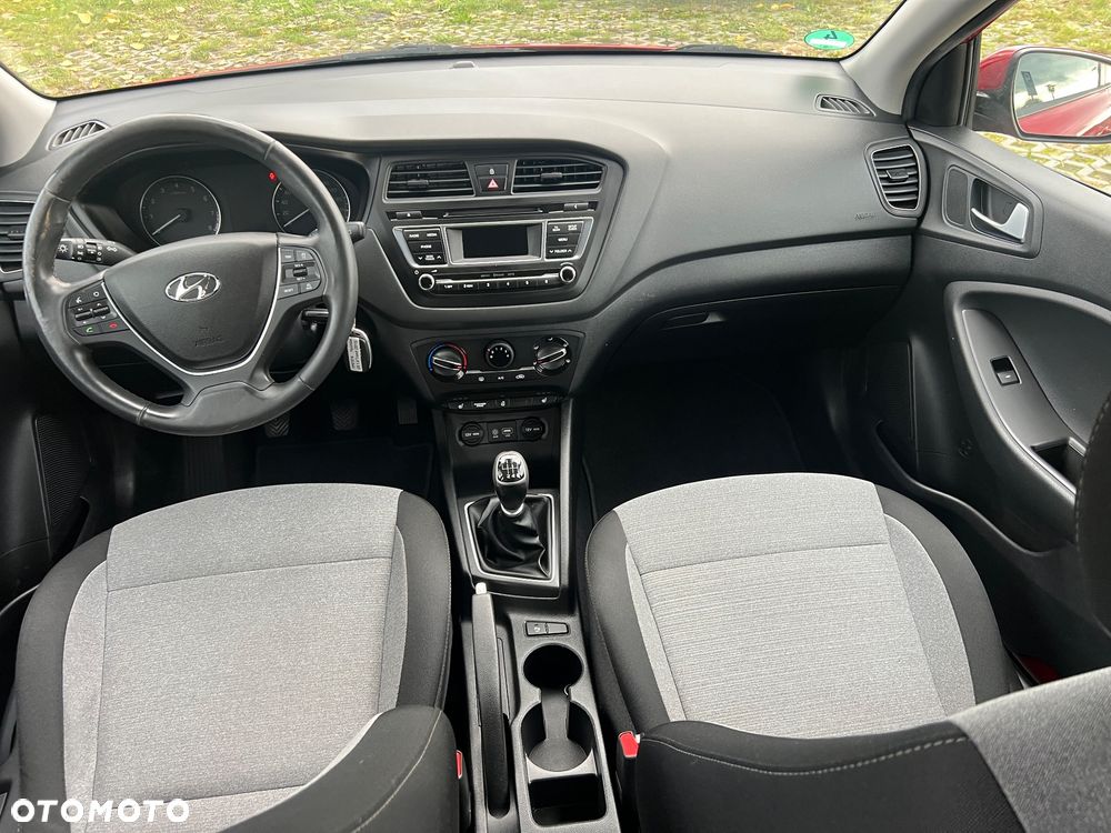 Hyundai i20 1.4 Trend - 26