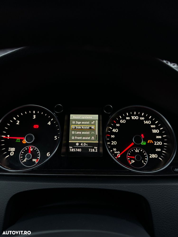 Volkswagen Passat CC 2.0 TDI BlueMotion Technology DSG Exclusive - 34