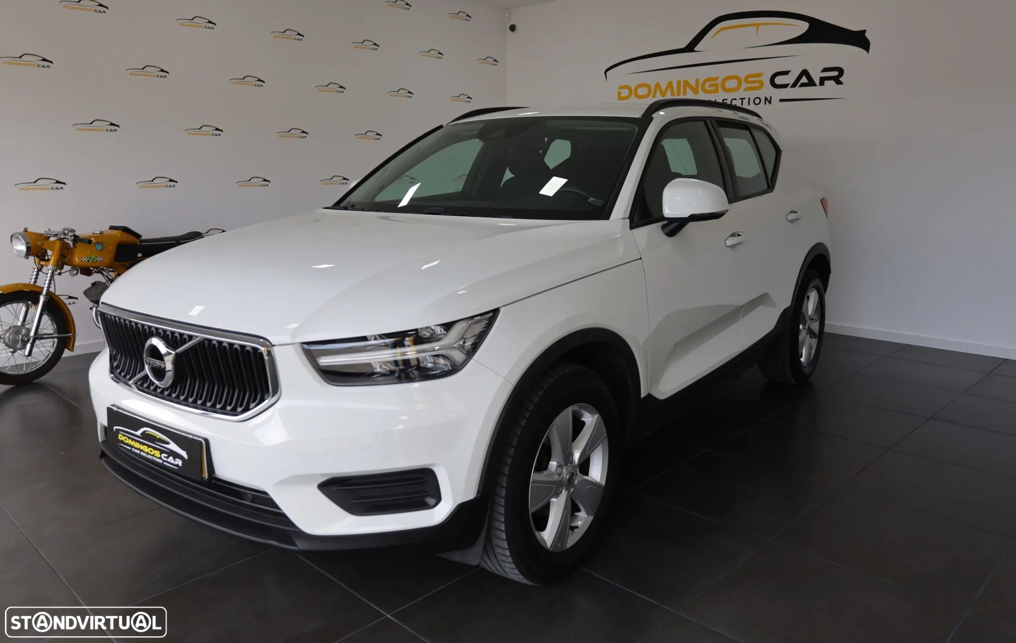 Volvo XC 40 1.5 T3 Momentum Plus - 3