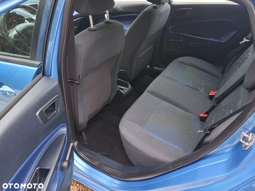 Ford Fiesta 1.25 Trend - 11