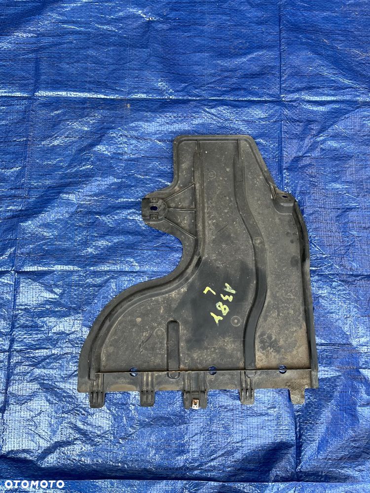 AUDI A3 8Y 5WA825101 Osłona podwozia LEWY tył - 1