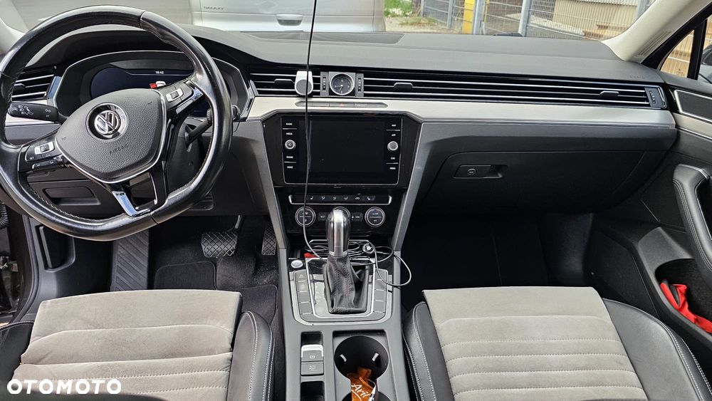 Volkswagen Passat 2.0 TDI BMT Highline DSG - 9