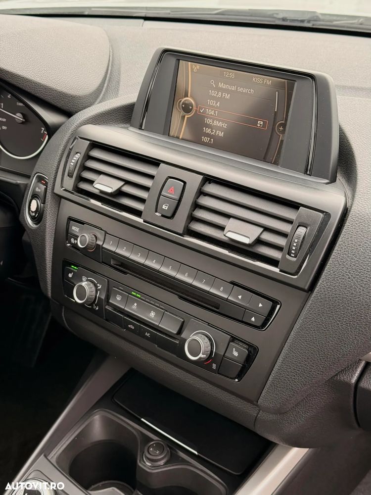 BMW Seria 1 114i - 12