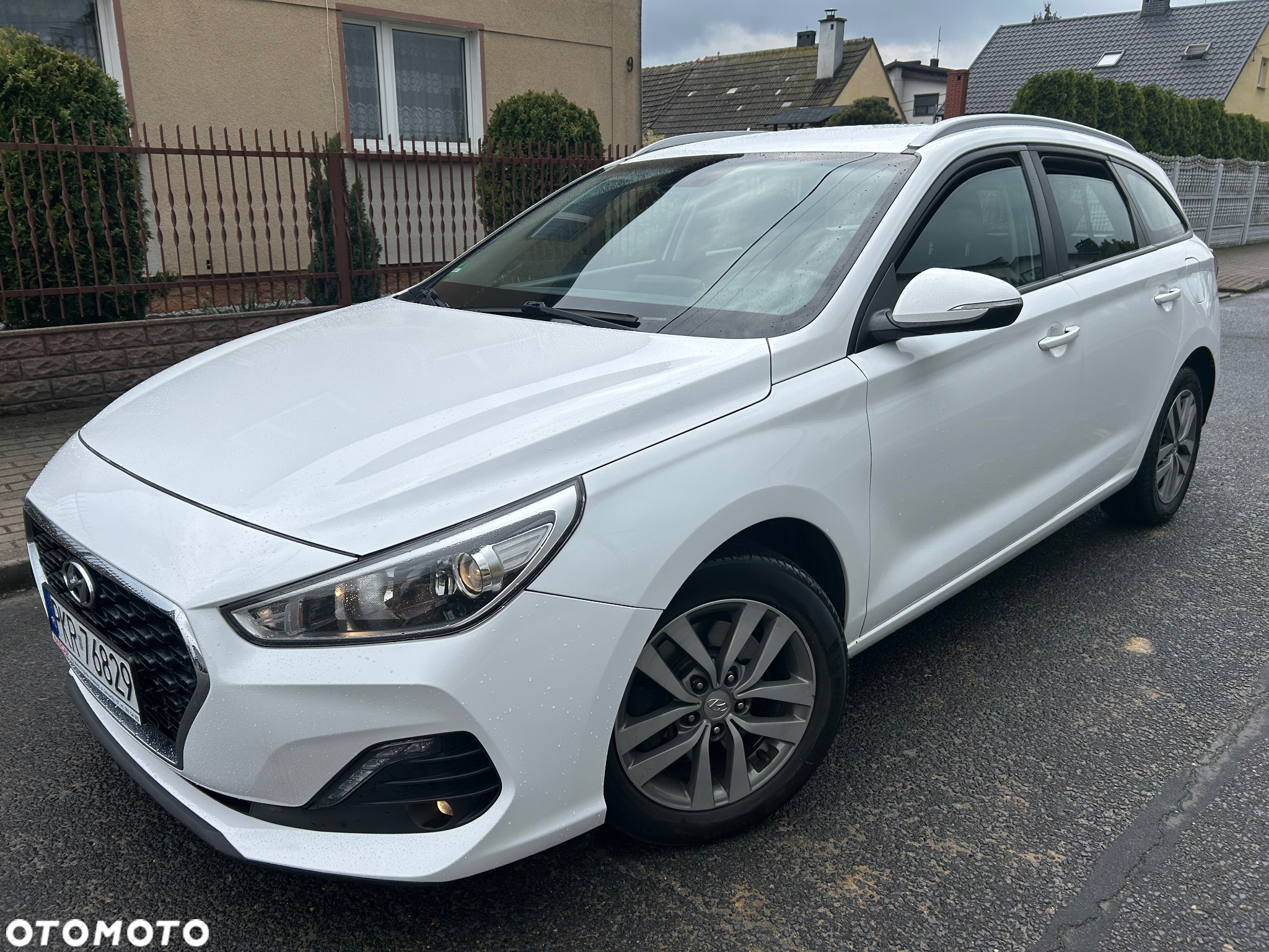 Hyundai i30 1.4 T-GDI DCT Fastback Premium - 2