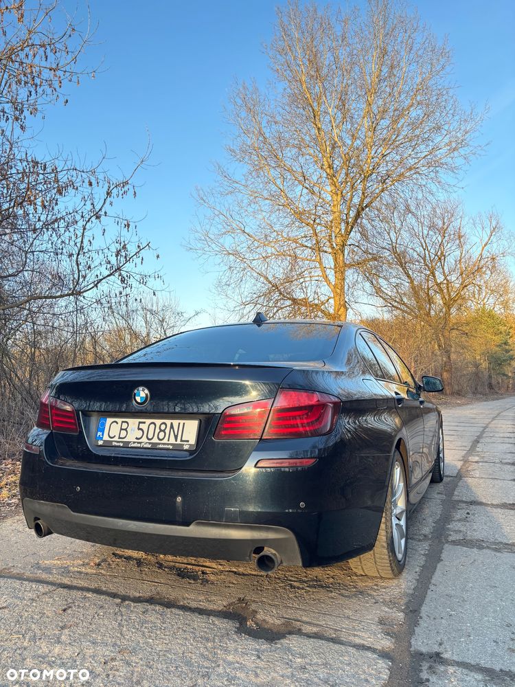 BMW Seria 5 535i xDrive - 12