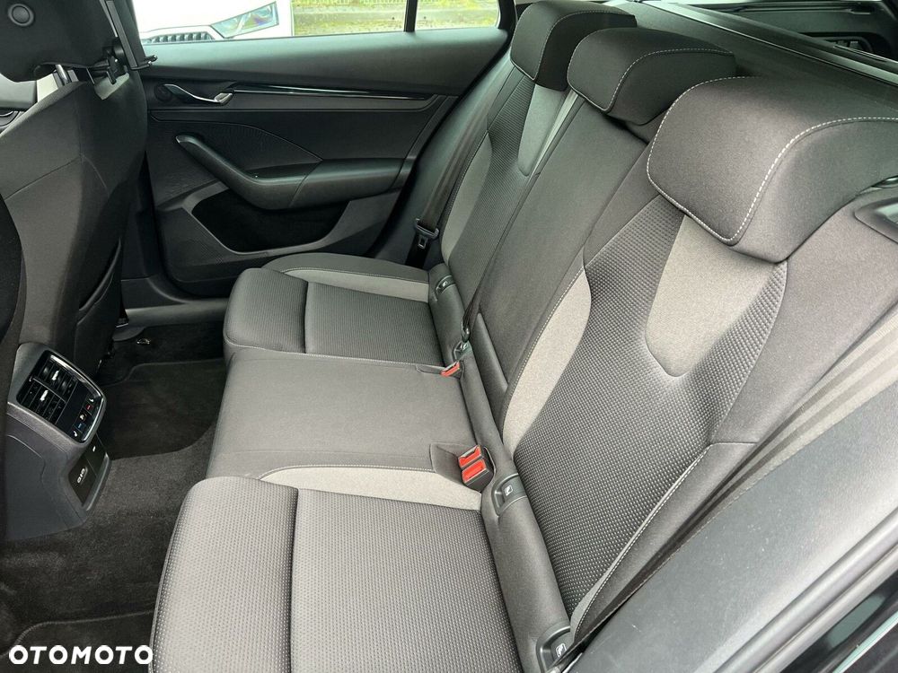 Skoda Octavia 2.0 TDI SCR Style DSG - 12