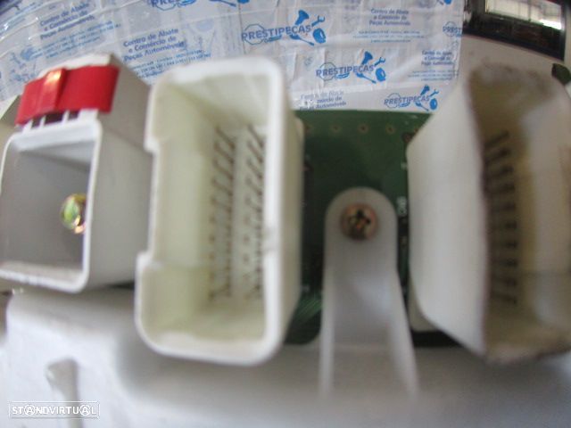 Quadrante 8380042A60 TOYOTA RAV 4 D4D 2004 2.0D4D 115CV 5P PRETO KM/H  DIGITAL - 4