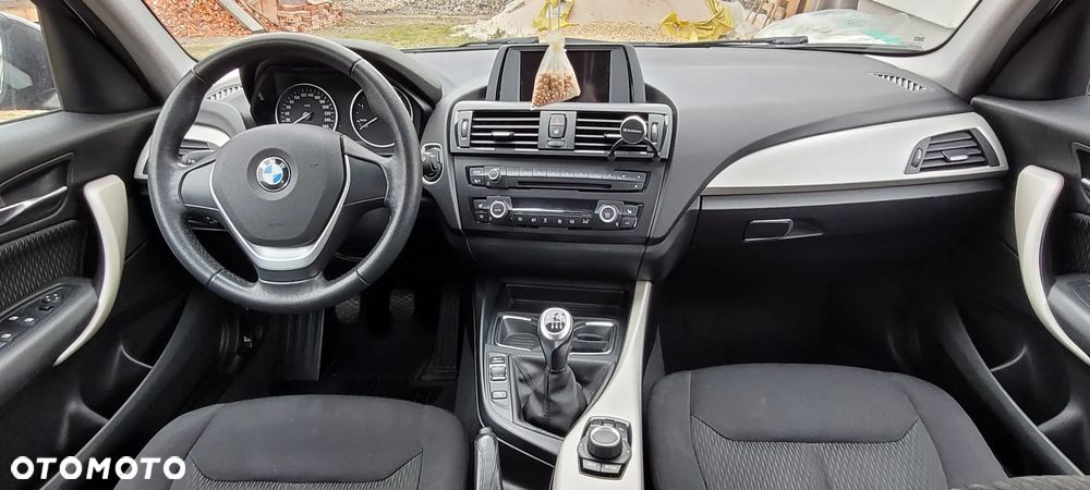 BMW Seria 1 116d EfficientDynamics Edition - 14