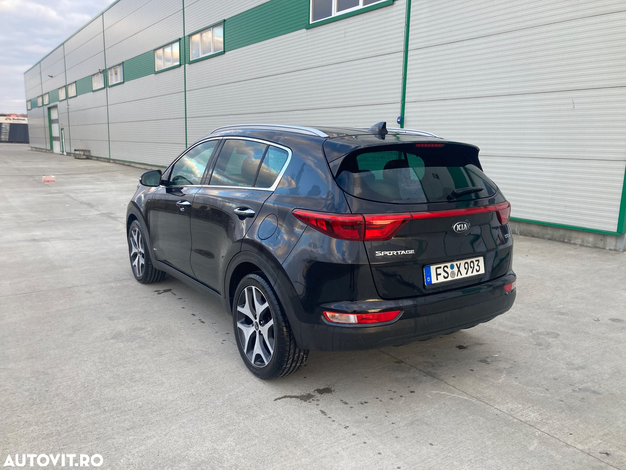 Kia Sportage 2,0 CRDI AWD Aut. Platinum - 6