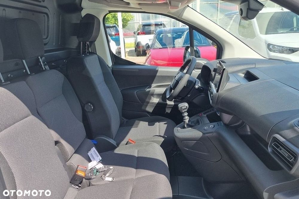 Opel Combo Van Cargo L2H1 1.5 100KM - 8