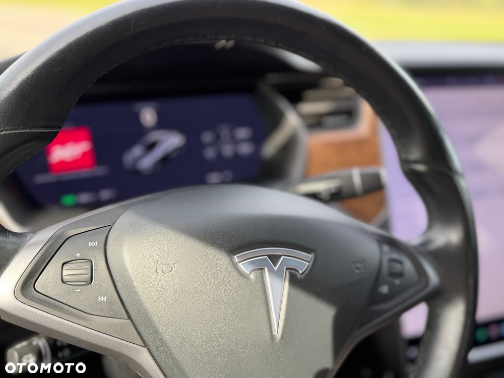 Tesla Model S Ludicrous Performance - 14