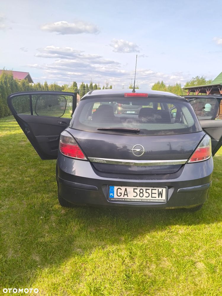 Opel Astra - 4