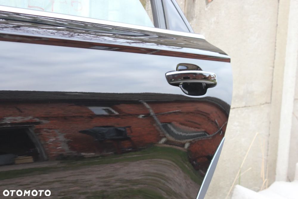 DRZWI TYLNE LEWE AUDI A6 C7 AVANT LY9B 2015 - 15