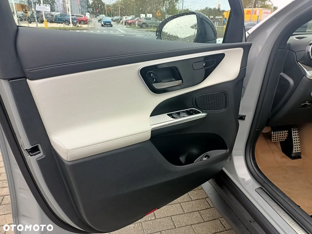 Mercedes-Benz GLC 200 mHEV 4-Matic AMG Line - 9